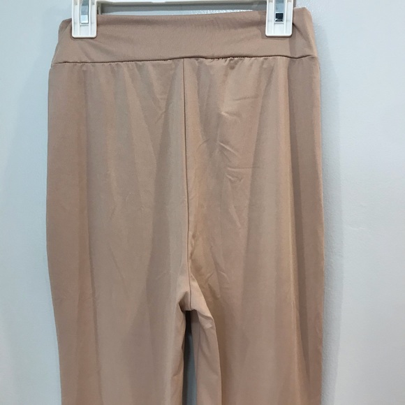 Pink stretch flare leg ruffle pants - Picture 5 of 10